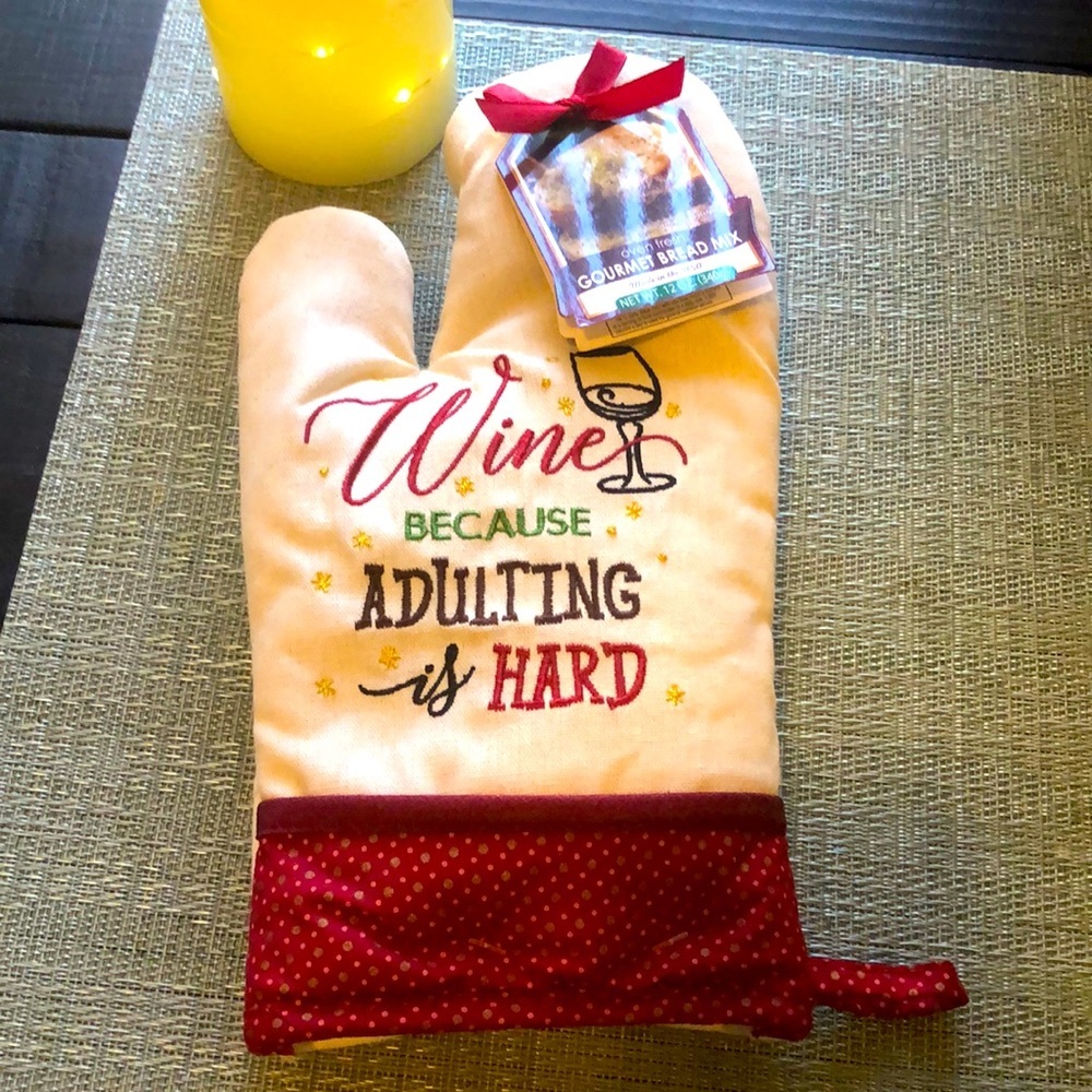 #23 Oven Mitt with Bread Mix